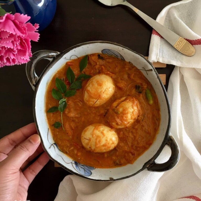 Kerala Style Egg Curry with Coconut Milk