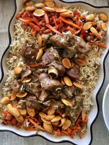 a platter of qabili palaw