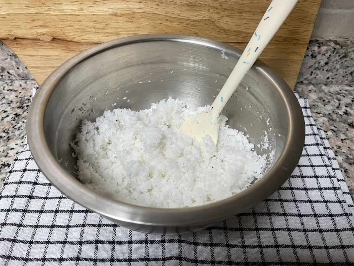 desiccated coconut mixture