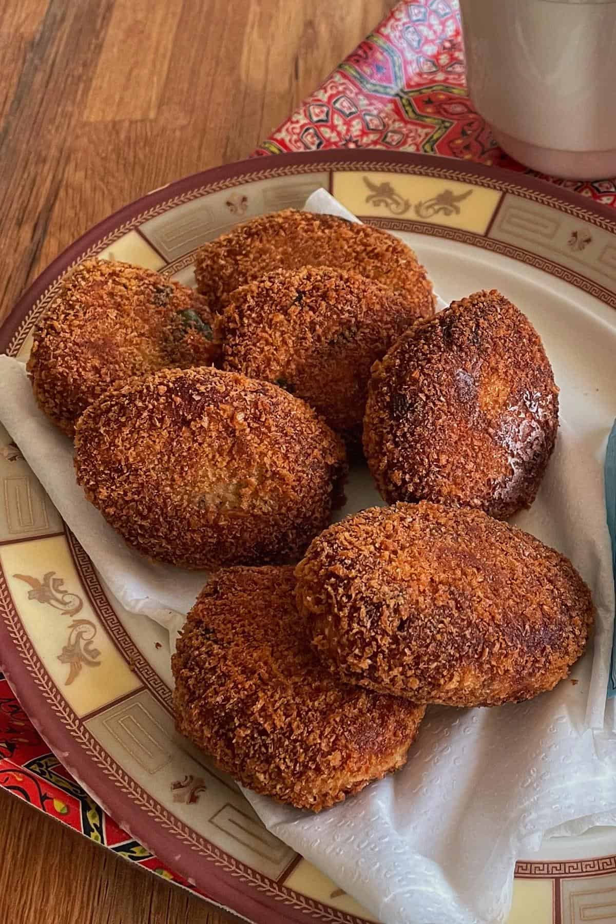 A close up shot of Kerala style chicken cutlets