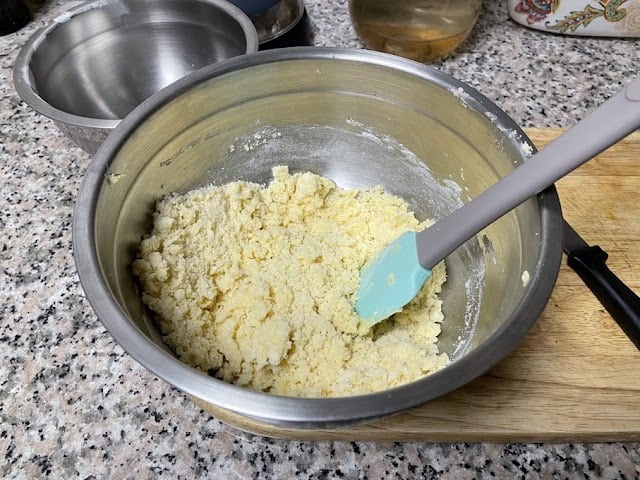 crumbly dough
