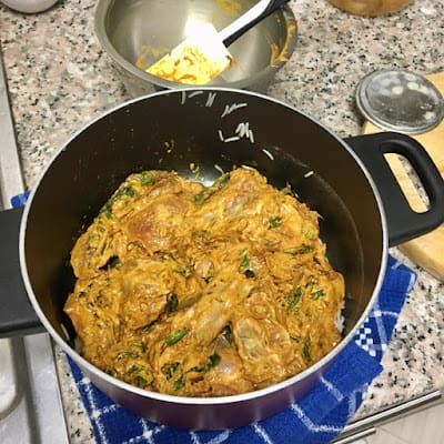 pot with marinated mutton 