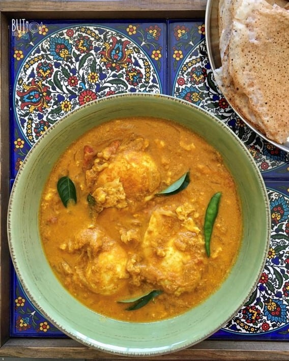 poached egg curry in coconut sauce