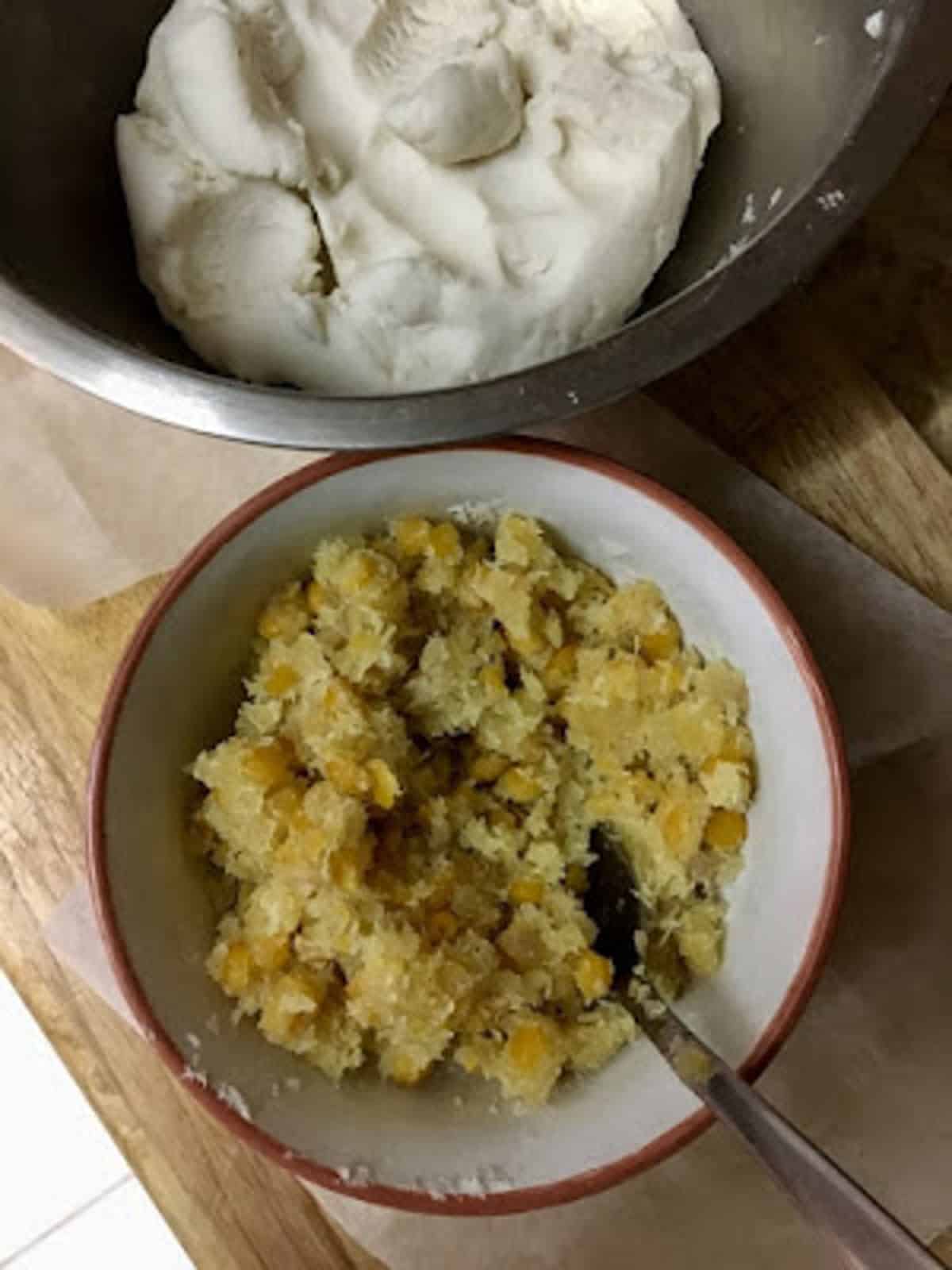 bengal gram and coconut filling and ela ada dough.