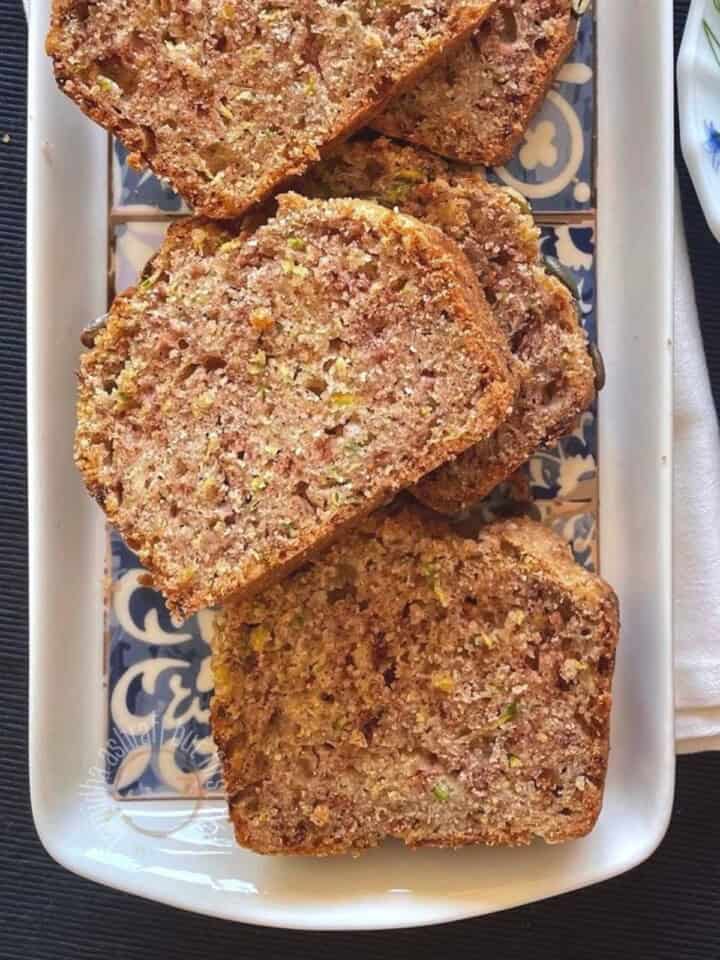 easy one-bowl zucchini bread sliced