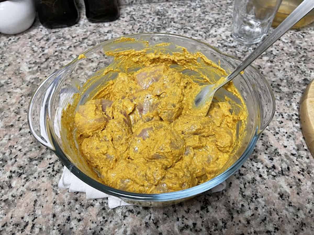 chicken marinated in tandoori masala