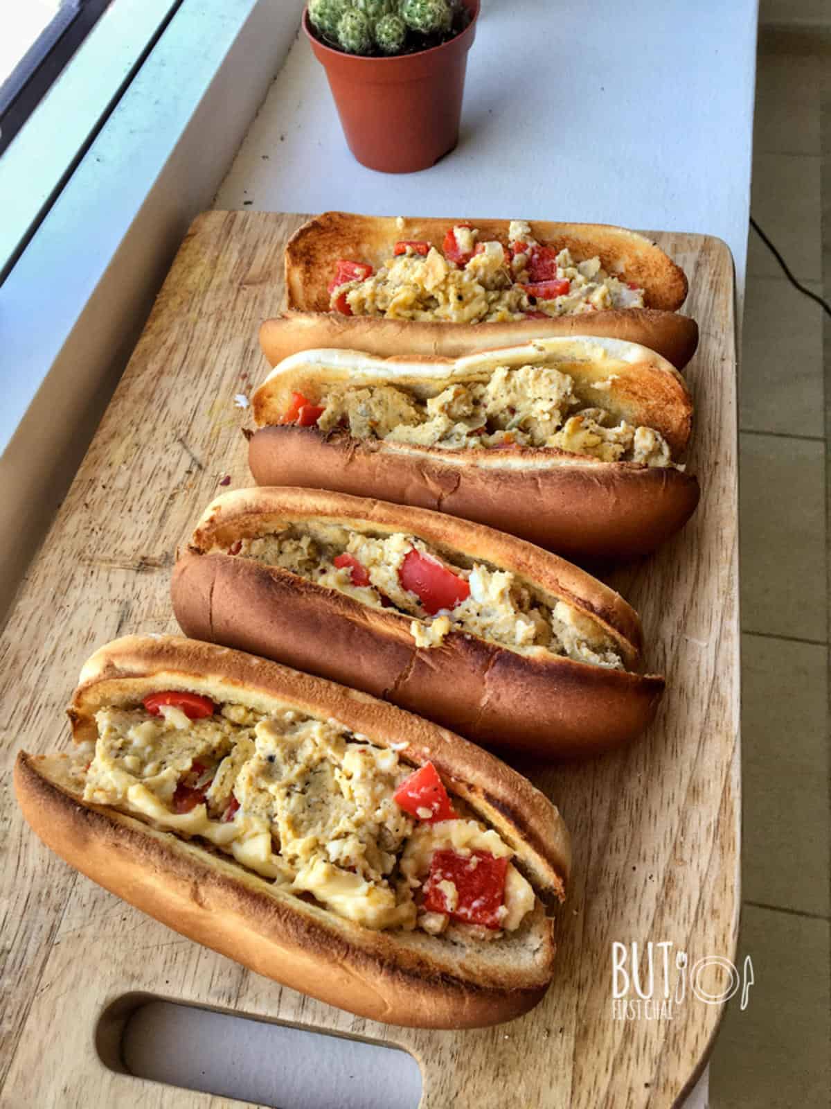pepper and egg sandwich