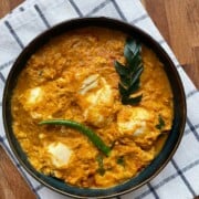 poache egg curry recipe