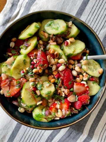 sweet and sour cucumber salad with strawberries