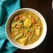 mixed veg kurma in a bowl.