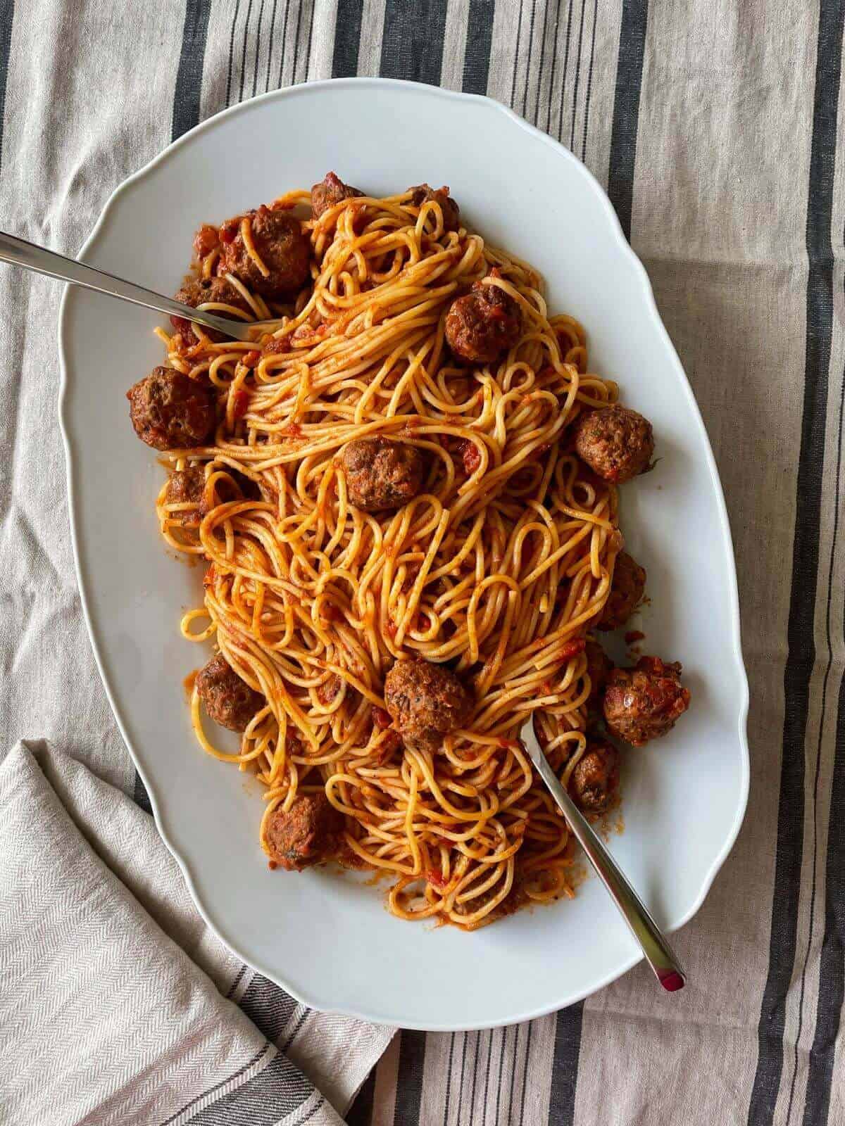 Spaghetti and Meatballs in fresh marinara served