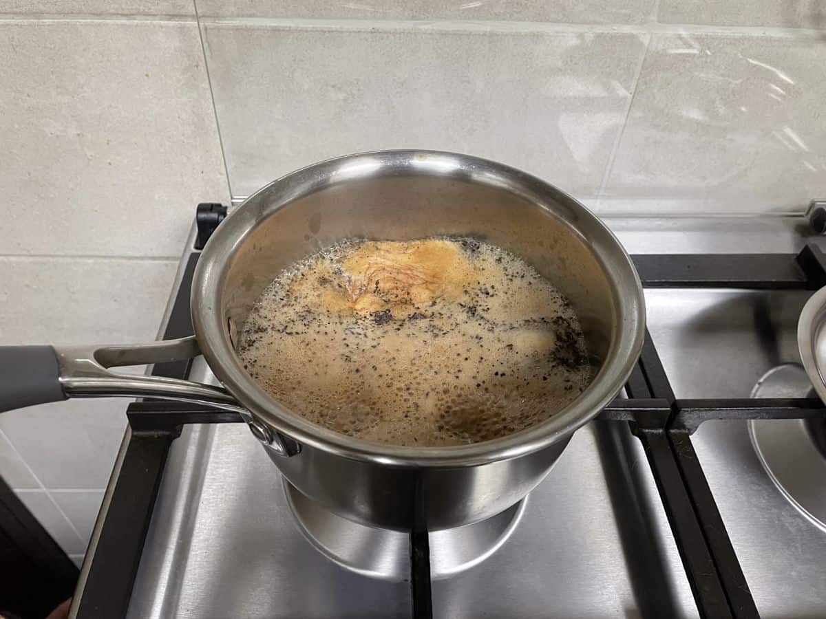 boiling the masala chai