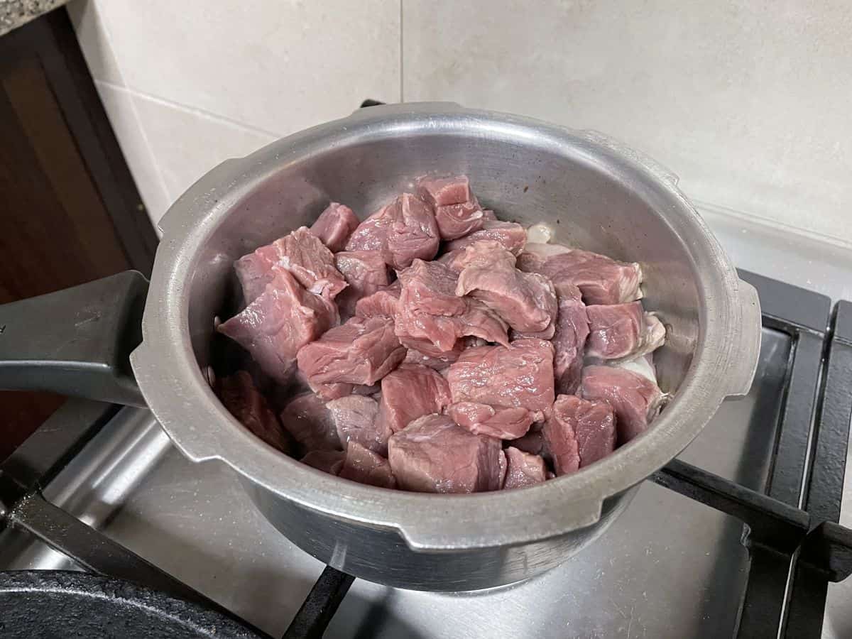 boneless beef chunks for erachi choru