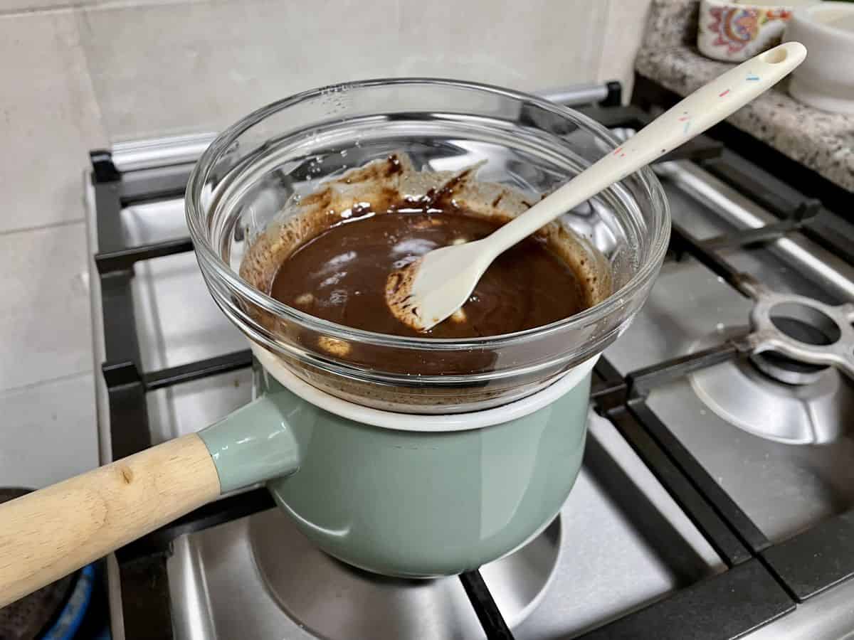 melting chocolate with butter in a double boiler method