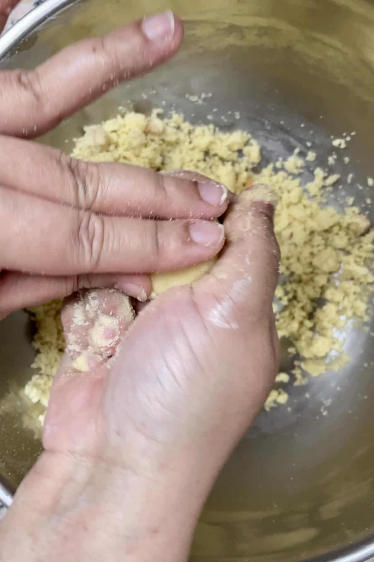 Shaping rava laddus.